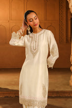 Load image into Gallery viewer, Short kurta with dhoti