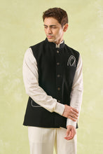 Load image into Gallery viewer, Black Pipen Jacket