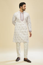 Load image into Gallery viewer, Off White Printed Kurta Set