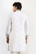 Load image into Gallery viewer, Off White Embroidered Kurta Set