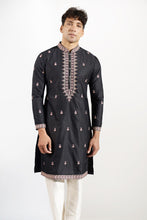 Load image into Gallery viewer, Black Embroidered Kurta Set
