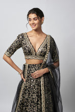 Load image into Gallery viewer, Eesha Lehenga Set