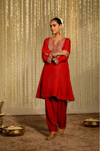 Load image into Gallery viewer, MEHREEN - DEEP RED