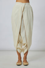 Load image into Gallery viewer, Gitashri Dhoti Set