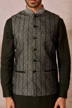 Load image into Gallery viewer, Silver Embroidered Linen Kurta Bundi Set