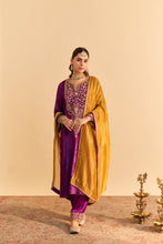 Load image into Gallery viewer, Fareeha - Deep Purple Kurta with Salwar