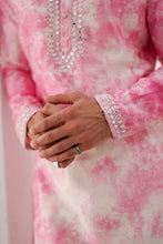 Load image into Gallery viewer, Pink Tie-dye Mirror Work Kurta Set