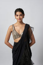 Load image into Gallery viewer, Oorja Saree Set