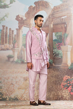 Load image into Gallery viewer, Lilac Wisteria Velvet Embroidered Kurta Bundi Set