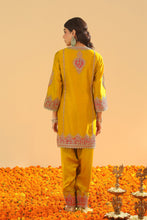 Load image into Gallery viewer, Mirha - Short Kurta with Salwar and Dupatta