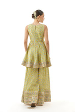 Load image into Gallery viewer, Simoni Peplum Set