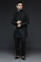 Load image into Gallery viewer, Black Handpainted Vest Set