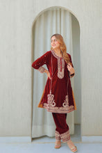 Load image into Gallery viewer, Ayat - Short Kurta with Salwar