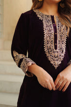 Load image into Gallery viewer, Zyra - Short Kurta with Salwar