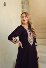 Load image into Gallery viewer, Zyra - Short Kurta with Salwar