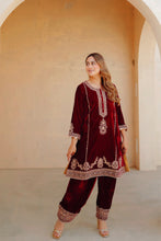Load image into Gallery viewer, Asiyah - Short Kurta with Salwar