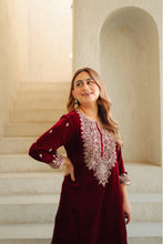 Load image into Gallery viewer, Naima - Short Kurta with Salwar