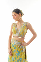 Load image into Gallery viewer, Aanchal Saree Set