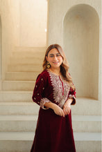 Load image into Gallery viewer, Naima - Short Kurta with Salwar