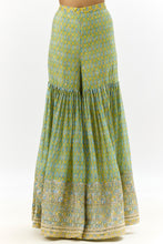 Load image into Gallery viewer, Tanvi Peplum Set