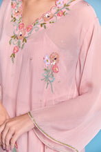 Load image into Gallery viewer, CAMELIA