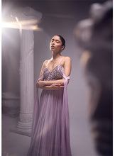 Load image into Gallery viewer, Glory Gown