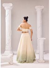 Load image into Gallery viewer, Amelia Pearl lehenga