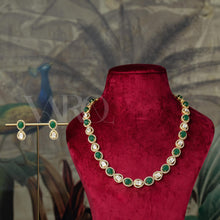 Load image into Gallery viewer, Sabz Patthar Haar