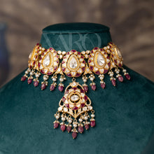 Load image into Gallery viewer, Gulnaar