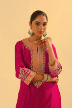 Load image into Gallery viewer, Anjum - Short Kurta with Dhoti