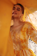 Load image into Gallery viewer, YELLOW EMBROIDERD SUIT