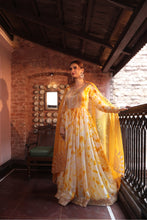 Load image into Gallery viewer, YELLOW EMBROIDERD SUIT