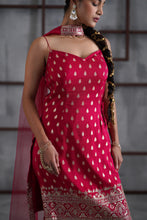 Load image into Gallery viewer, Fuchsia kurti, churidar and chhoker dupatta
