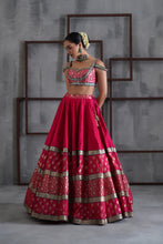 Load image into Gallery viewer, Hot pink brocade blouse, lehanga and dupatta