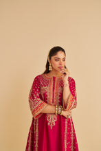 Load image into Gallery viewer, Nargis - Dabka Zardozi Embroidered Rich Banarasi Kalidaar Hotpink Long Chauga Set