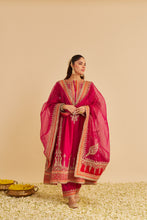 Load image into Gallery viewer, Nargis - Dabka Zardozi Embroidered Rich Banarasi Kalidaar Hotpink Long Chauga Set