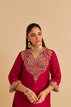 Load image into Gallery viewer, Areefa - Dabka Zardozi Embroidered Rich Banarasi Hotpink Suit & Salwar