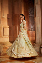 Load image into Gallery viewer, TRIPPLE COLOUR SHADED ORGANZA LEHENGA CHOLI DUPATTA SET WITH OPTIONAL VEIL