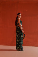 Load image into Gallery viewer, Hunter Green Net Saree