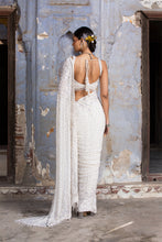 Load image into Gallery viewer, IVORY TIERED DRAPE SAREE