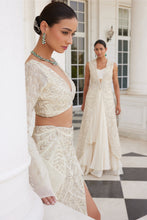 Load image into Gallery viewer, JACKETS AND CAPES