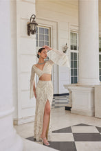 Load image into Gallery viewer, IVORY EMBROIDERED SKIRT AND BLOUSE