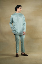 Load image into Gallery viewer, Chateau delight Short kurta set