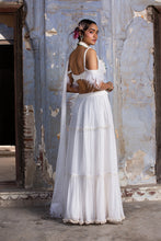 Load image into Gallery viewer, IVORY TIERED DRAPE SAREE