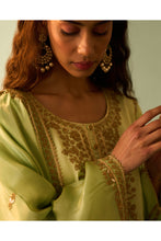 Load image into Gallery viewer, Green Tissue Choga Set