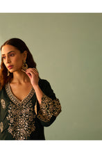Load image into Gallery viewer, Green Silk Choga Set