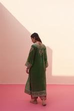 Load image into Gallery viewer, Green velvet choga set