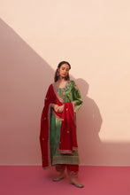 Load image into Gallery viewer, Green velvet choga set