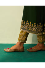 Load image into Gallery viewer, GREEN SILK Choga Set