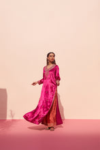 Load image into Gallery viewer, Rani Pink Velvet Kurta Set